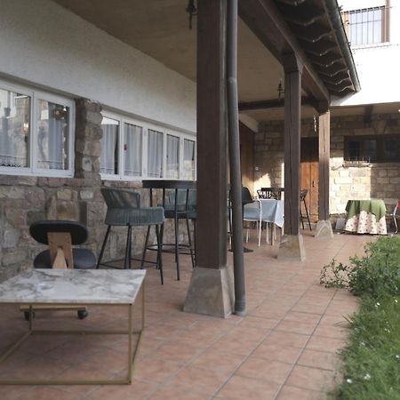 Posada La Estela De Barros Corrales De Buelna Extérieur photo