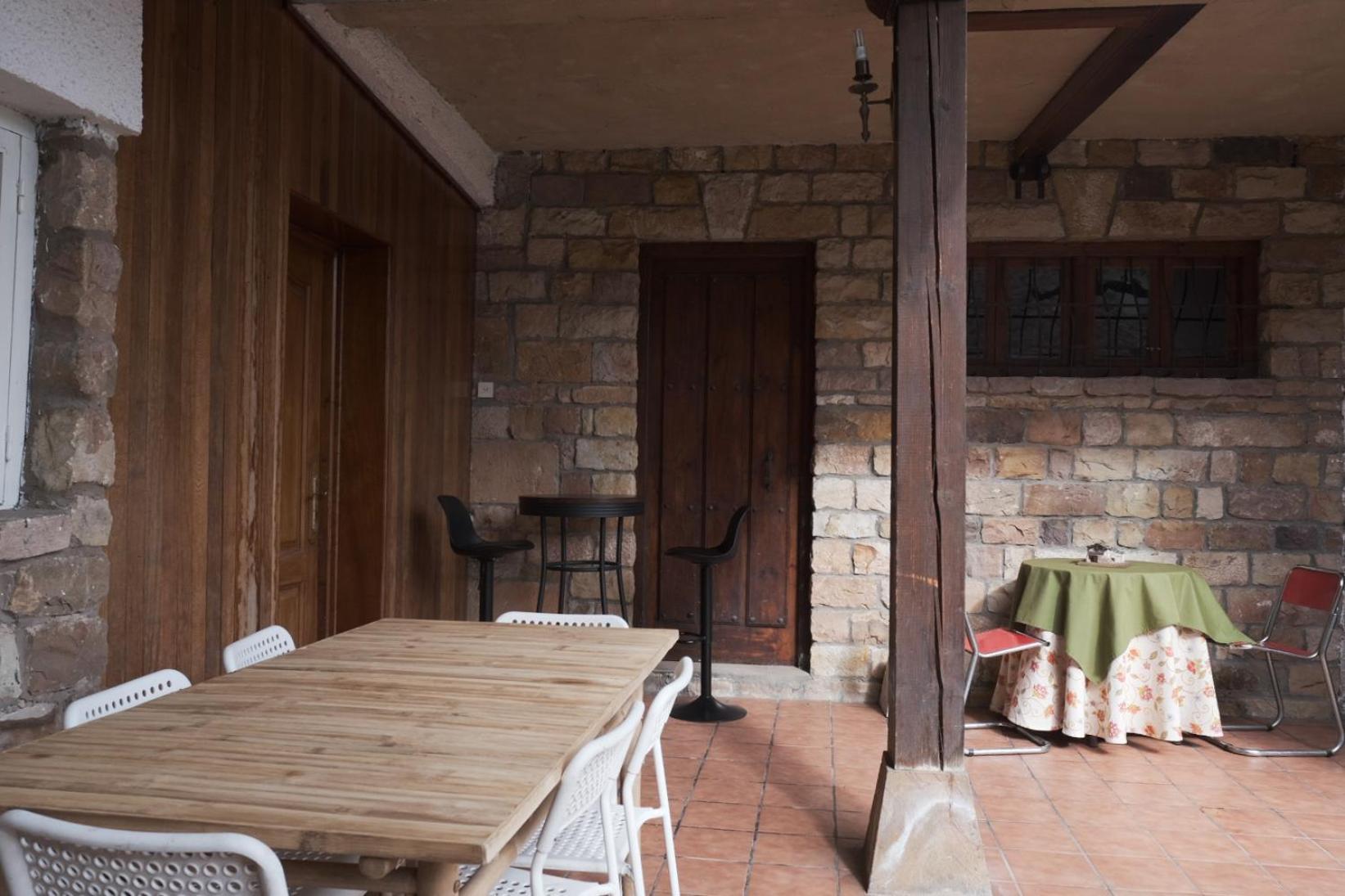 Posada La Estela De Barros Corrales De Buelna Extérieur photo