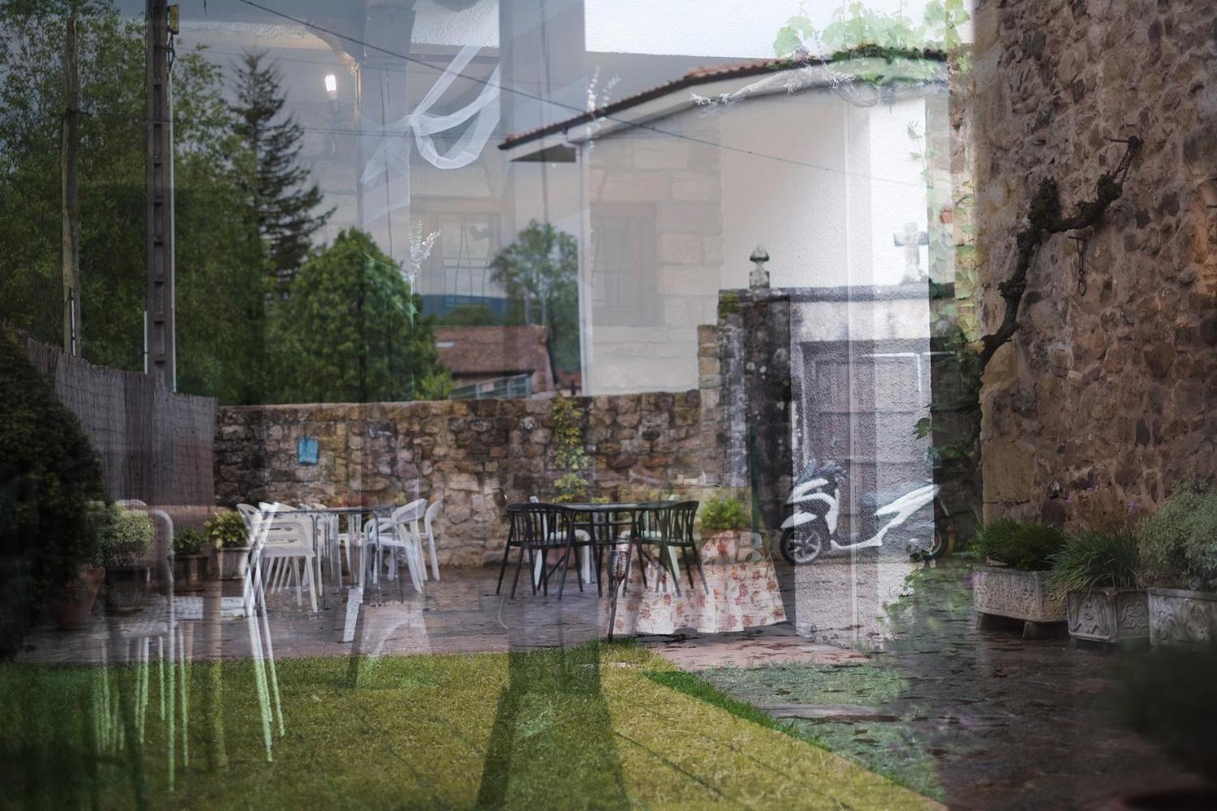 Posada La Estela De Barros Corrales De Buelna Extérieur photo